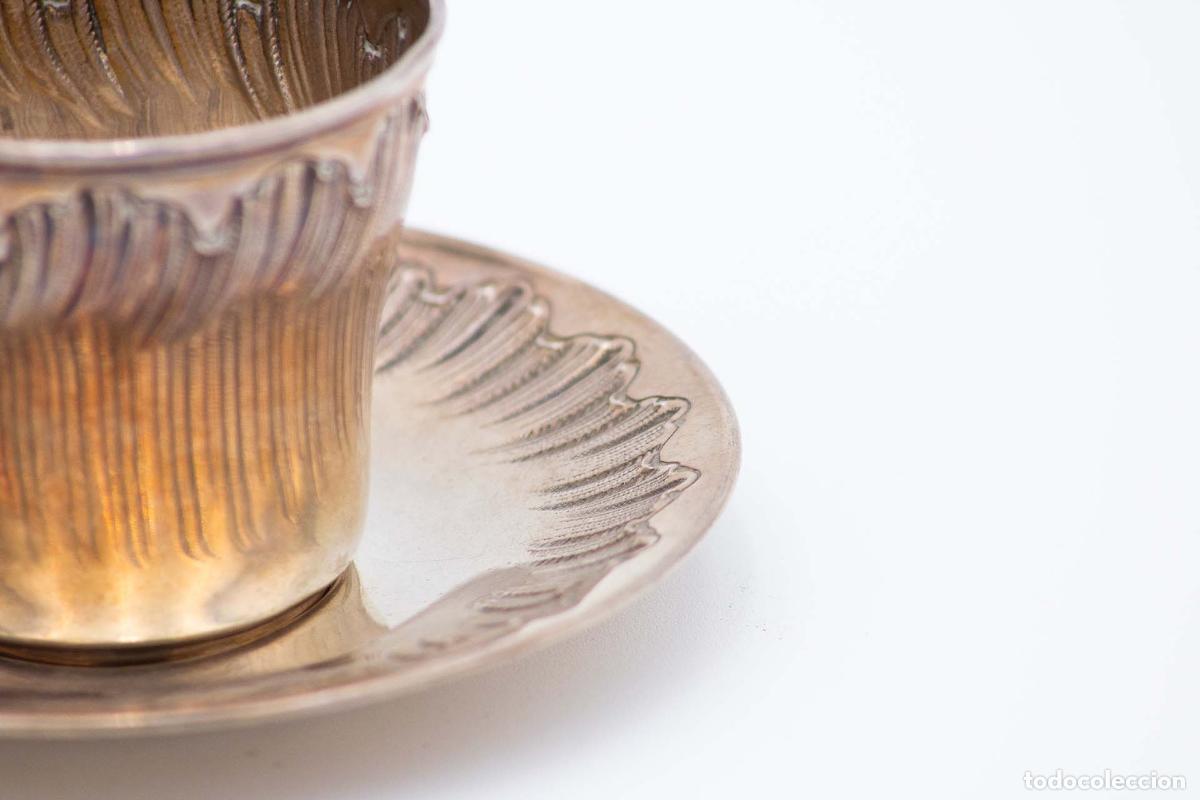 Antig&uuml;edades: Taza y platillo de caf&eacute;, de plata. - Foto 2