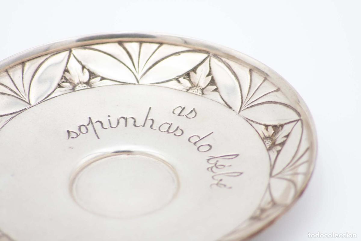 Antig&uuml;edades: Taza y platillo, de plata. - Foto 3