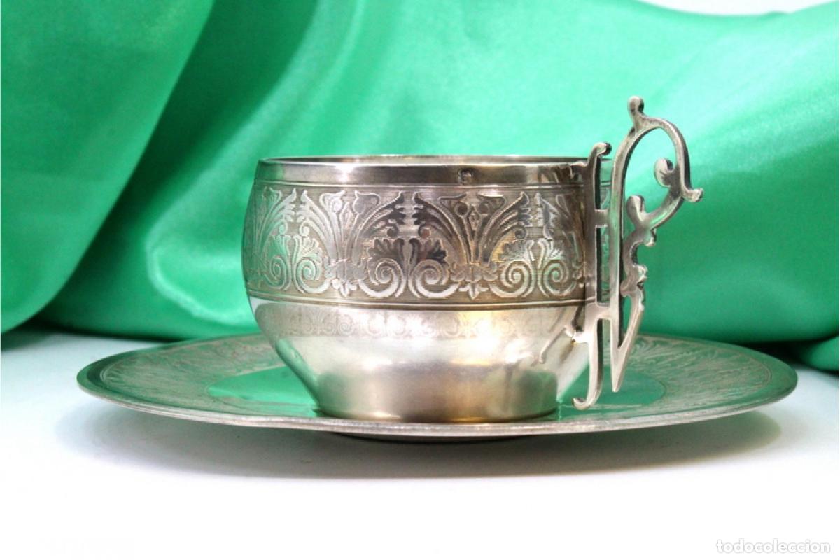 Antig&uuml;edades: Taza y platillo, de plata. - Foto 7