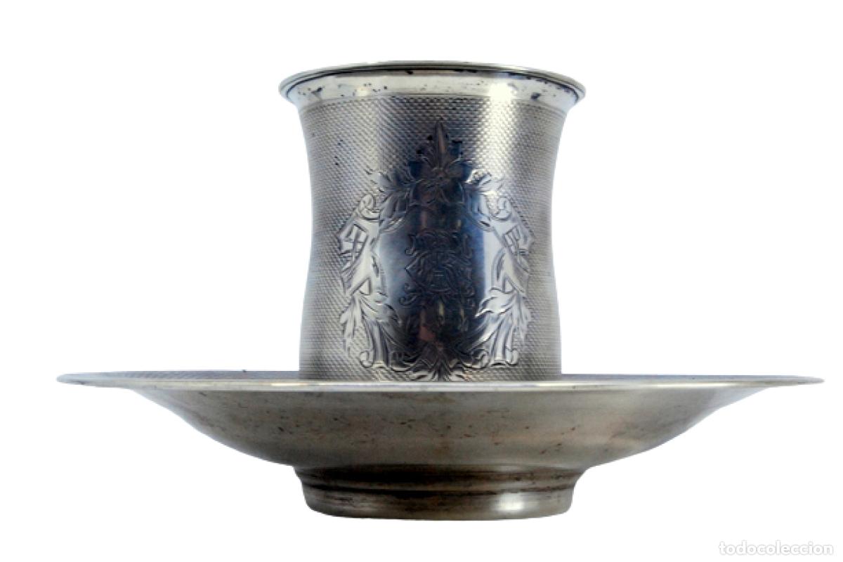 Antig&uuml;edades: Plato y taza, en plata - Foto 1