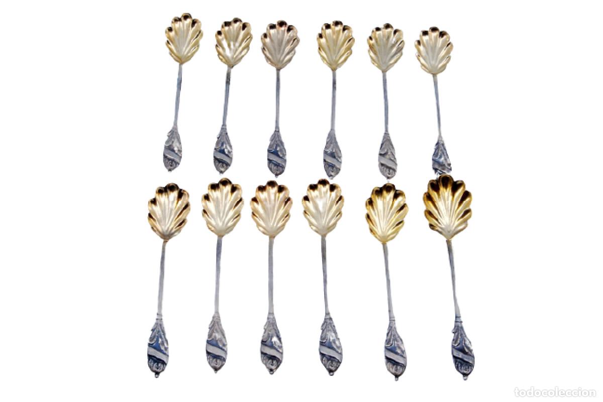 Antig&uuml;edades: Juego de 12 cucharillas de caf&eacute; de plata