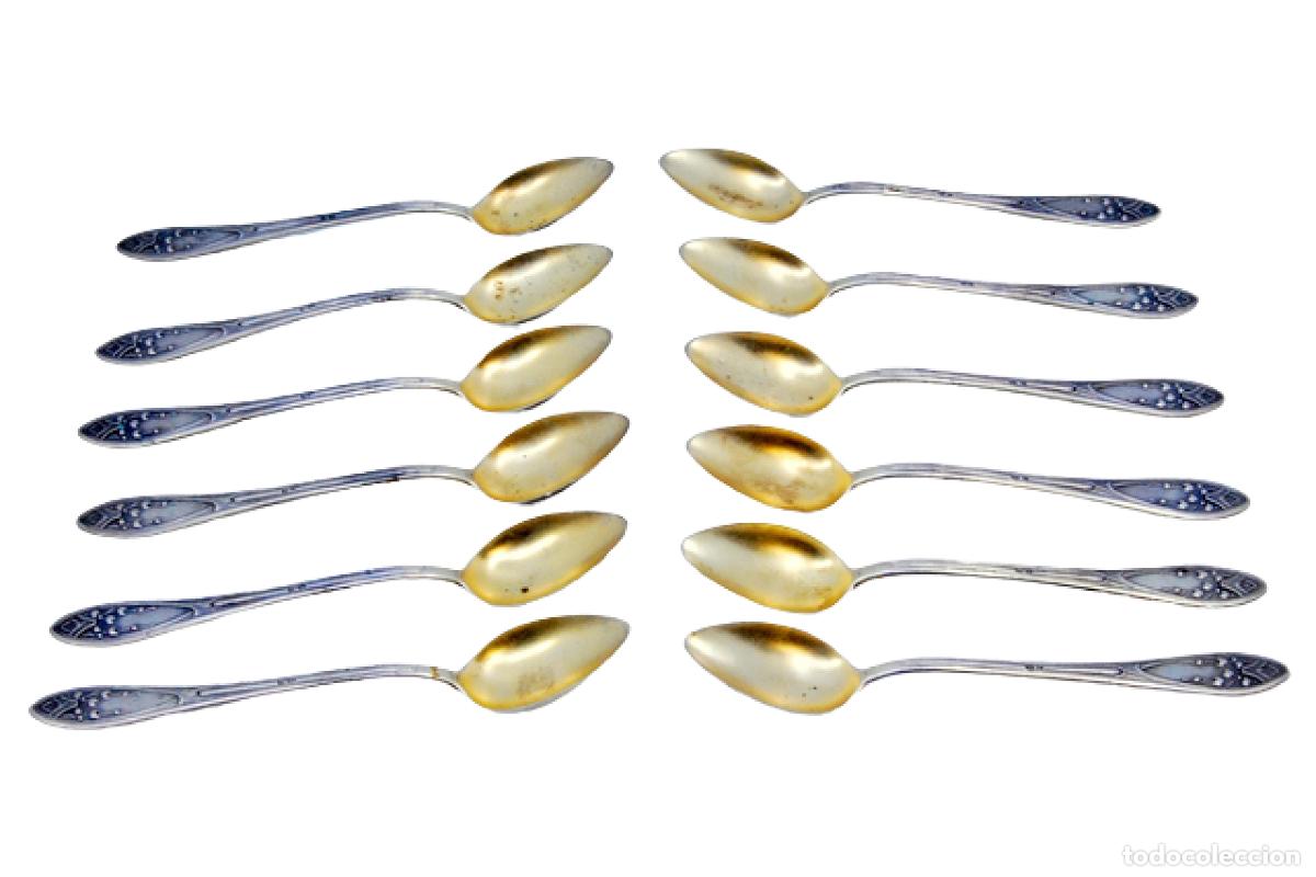 Antig&uuml;edades: Juego de 12 cucharillas de caf&eacute; de plata