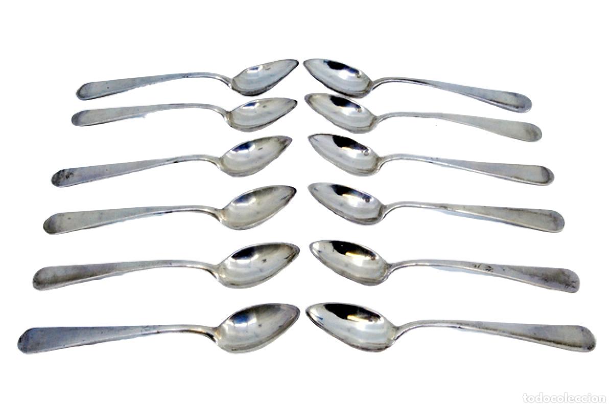 Antiguidades: Juego de 12 cucharillas de caf&eacute; de plata