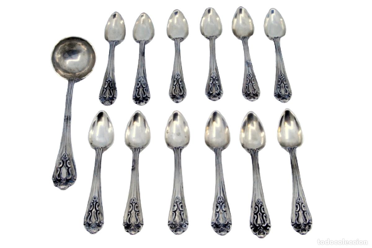 Antig&uuml;edades: Juego de 12 cucharillas de plata - Foto 1