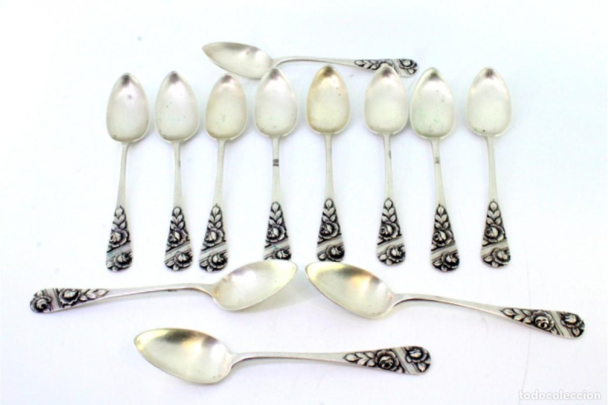 Antig&uuml;edades: Juego de 12 cucharas de postre de plata - Foto 2