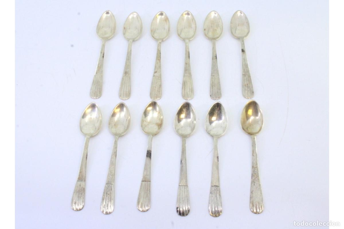 Antig&uuml;edades: Juego de 12 cucharillas de plata - Foto 2