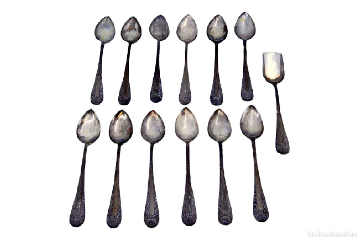 Antiguidades: Juego de 12 cucharillas de caf&eacute; de plata