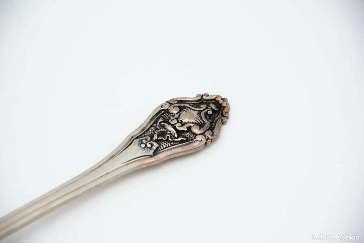 Antig&uuml;edades: Cuchillo y tenedor para pescado, de plata. - Foto 2