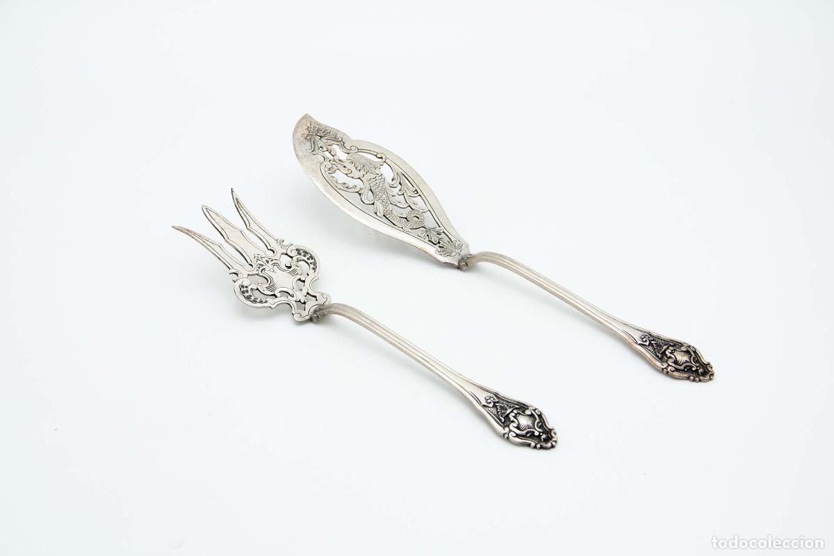 Antig&uuml;edades: Cuchillo y tenedor para pescado, de plata. - Foto 1