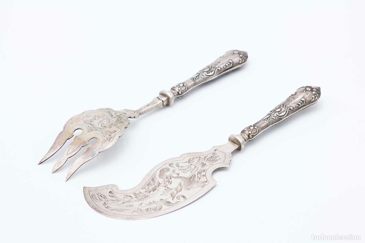 Antig&uuml;edades: Cuchillo y tenedor para pescado, de plata. - Foto 1