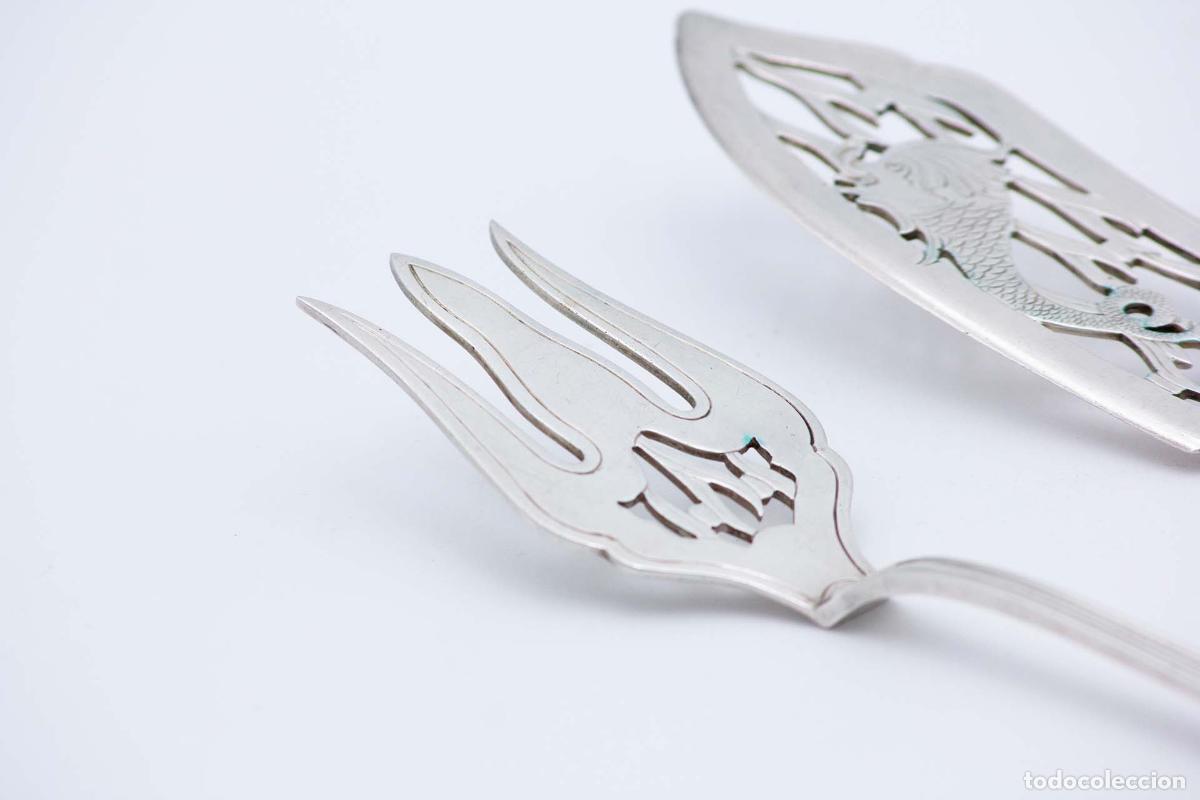 Antig&uuml;edades: Cuchillo y tenedor para pescado, de plata. - Foto 2