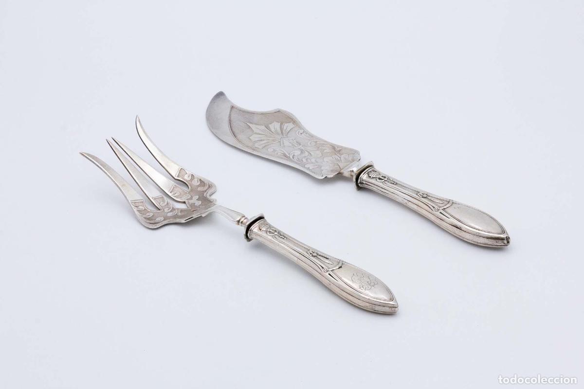Antig&uuml;edades: Cuchillo y tenedor para pescado, de plata. - Foto 1