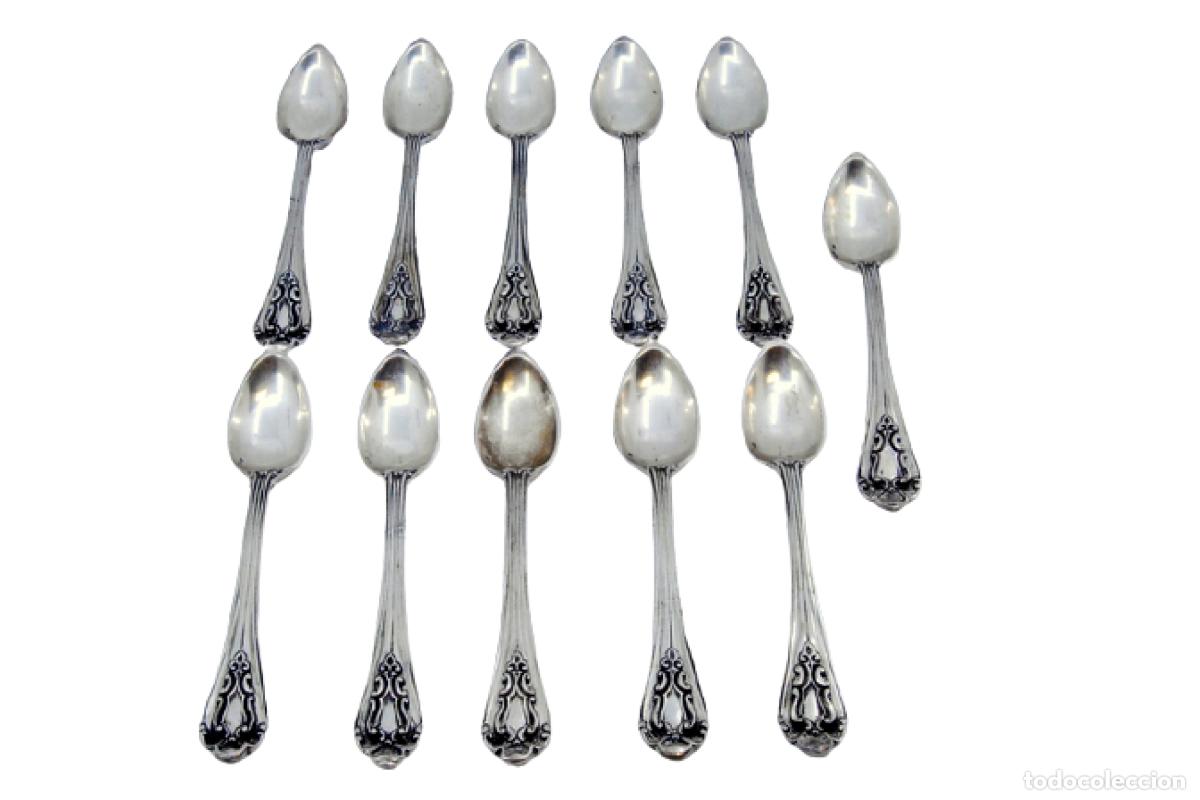 Antig&uuml;edades: Juego de 11 cucharillas de plata - Foto 1
