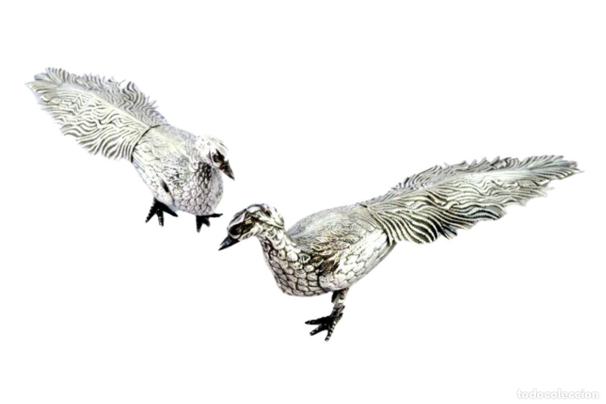 Oggetti Antichi: Pareja de pavos reales en plata