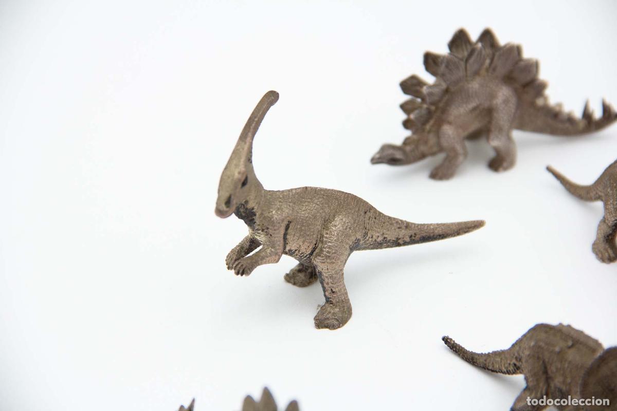 Antig&uuml;edades: Conjunto de 9 dinosaurios de platas - Foto 6