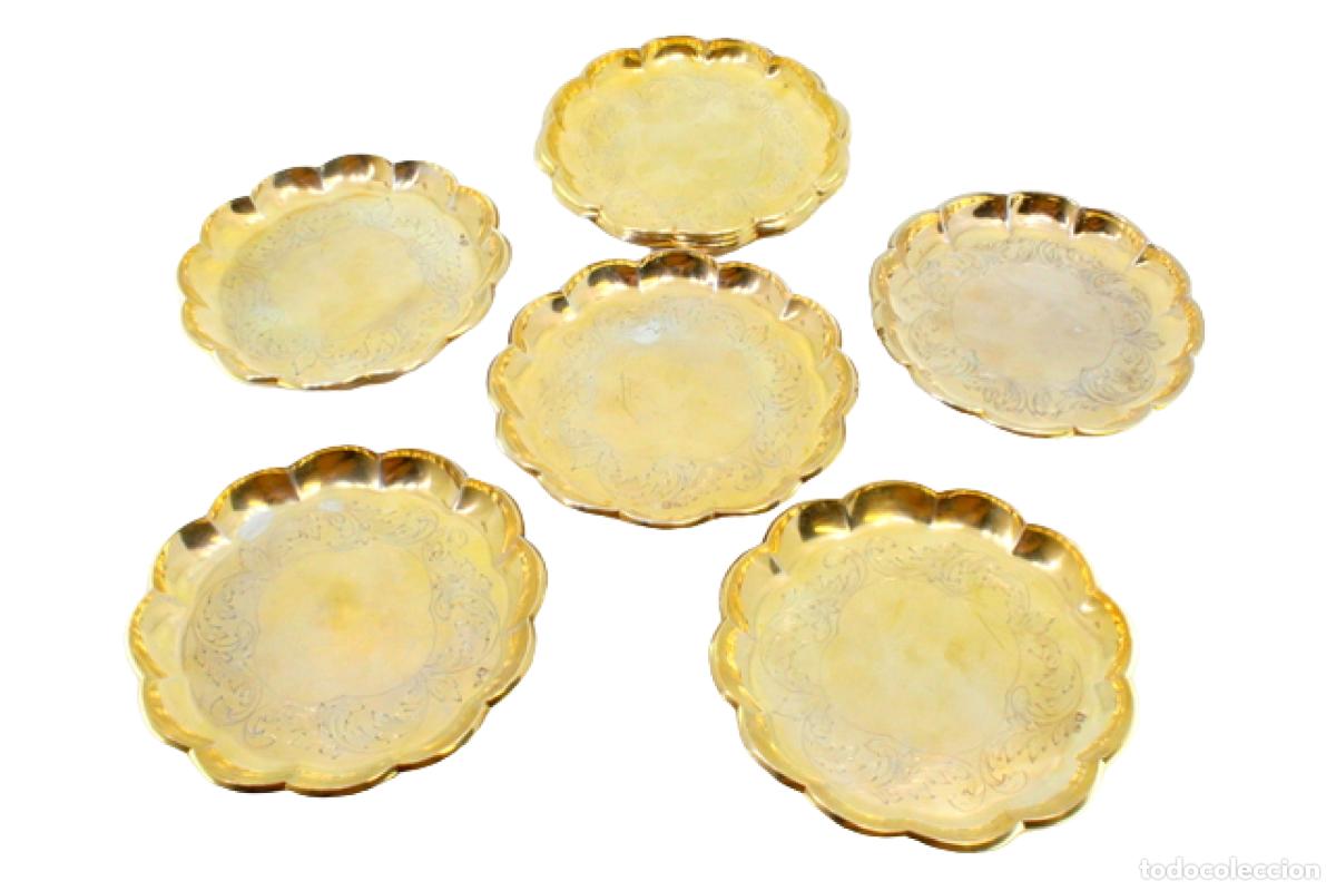Oggetti Antichi: Juego de 8 platos de pan, de plata dorada.