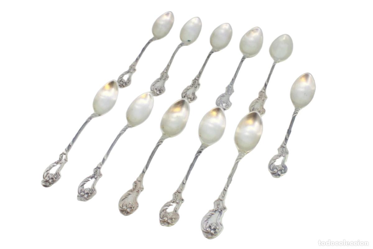 Antig&uuml;edades: Juego de 11 cucharillas de plata - Foto 1