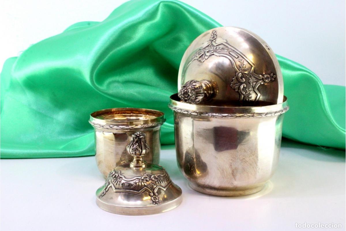 Antig&uuml;edades: Par de ollas de plata - Foto 3
