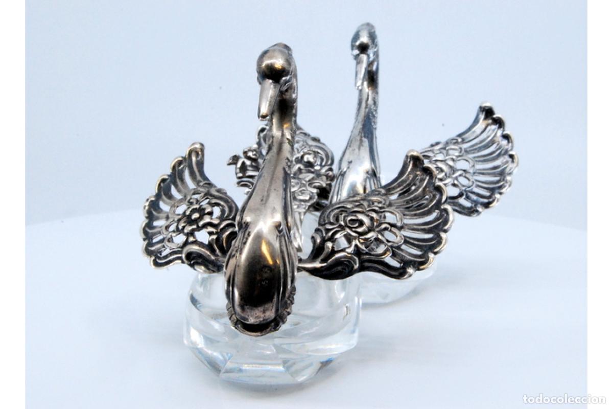 Antig&uuml;edades: Salero y pimentero, de plata. - Foto 9