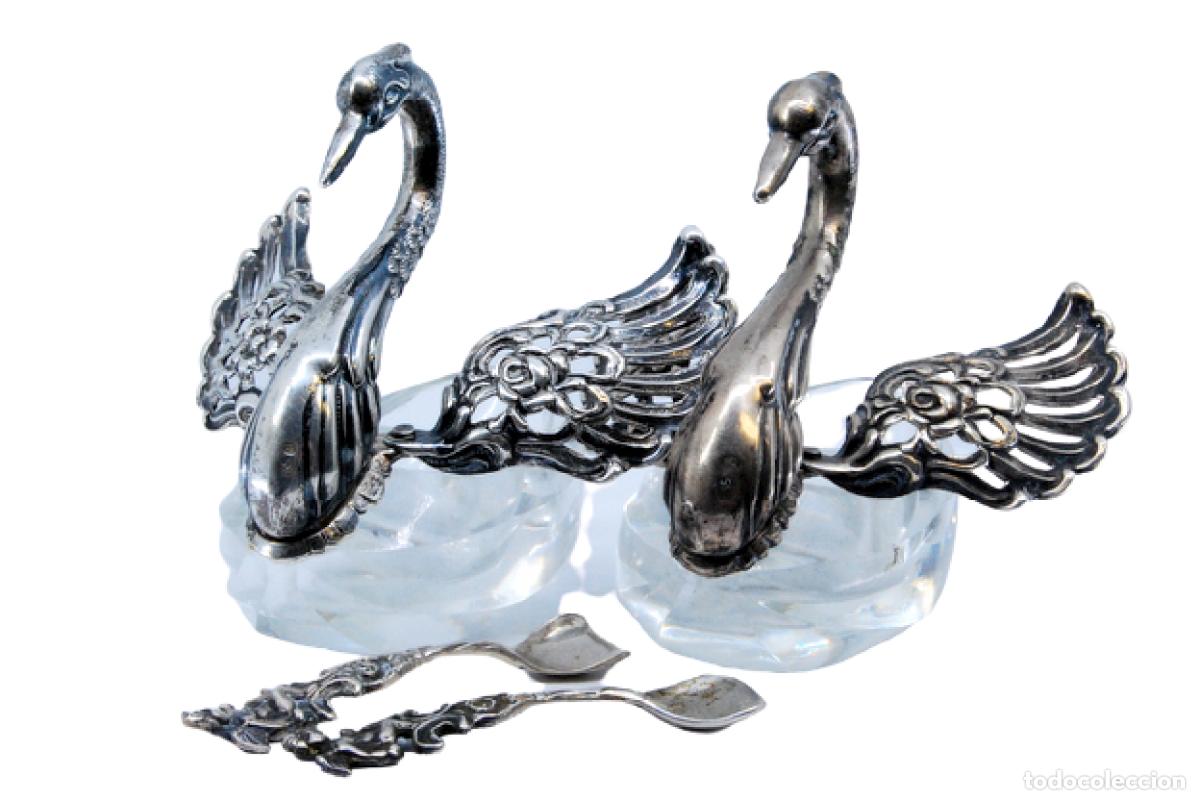Antig&uuml;edades: Salero y pimentero, de plata. - Foto 1
