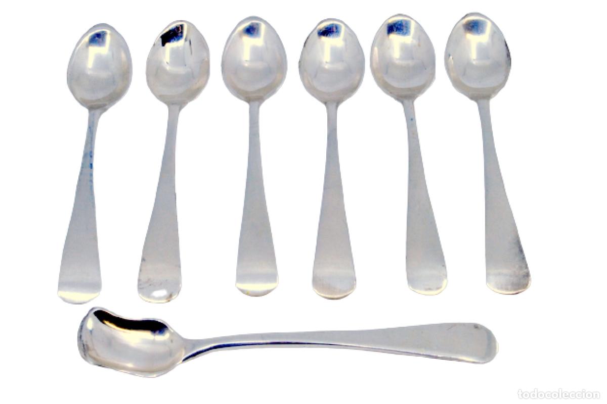 Antiquit&eacute;s: Juego de 6 cucharillas de caf&eacute; y cuchara para az&uacute;car, en color plata.