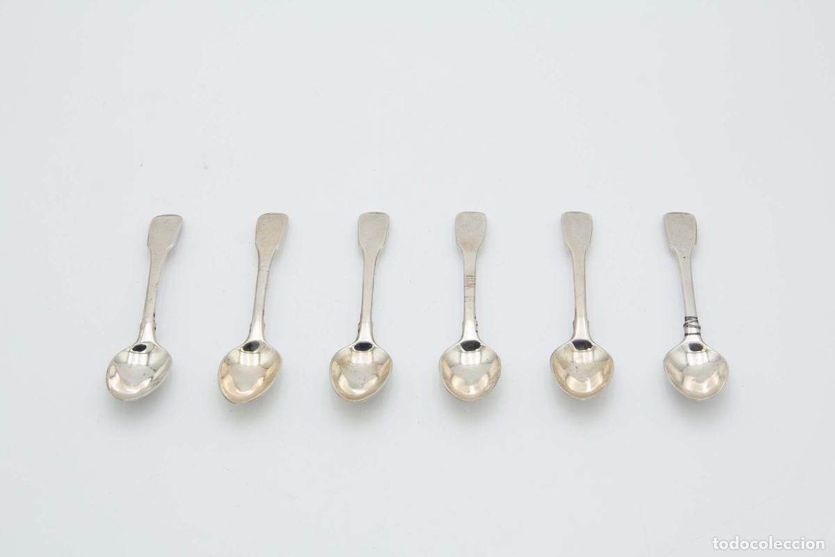 Antig&uuml;edades: Juego de 6 cucharas de postre de plata - Foto 1