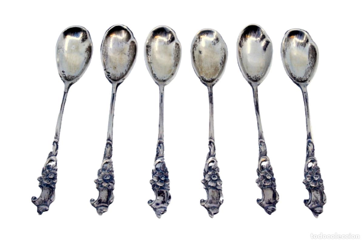 Antig&uuml;edades: Juego de 6 cucharillas de caf&eacute; de platas - Flores