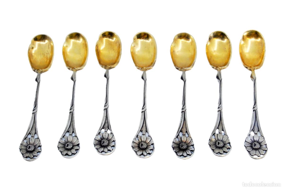 Antig&uuml;edades: Juego de 7 cucharas de plata - Foto 1