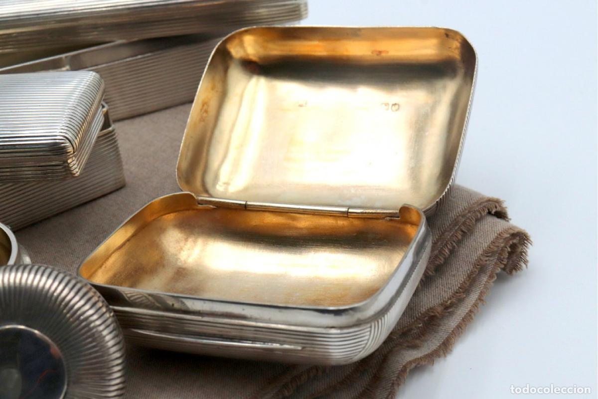 Antig&uuml;edades: Conjunto de belleza de plata - Foto 4