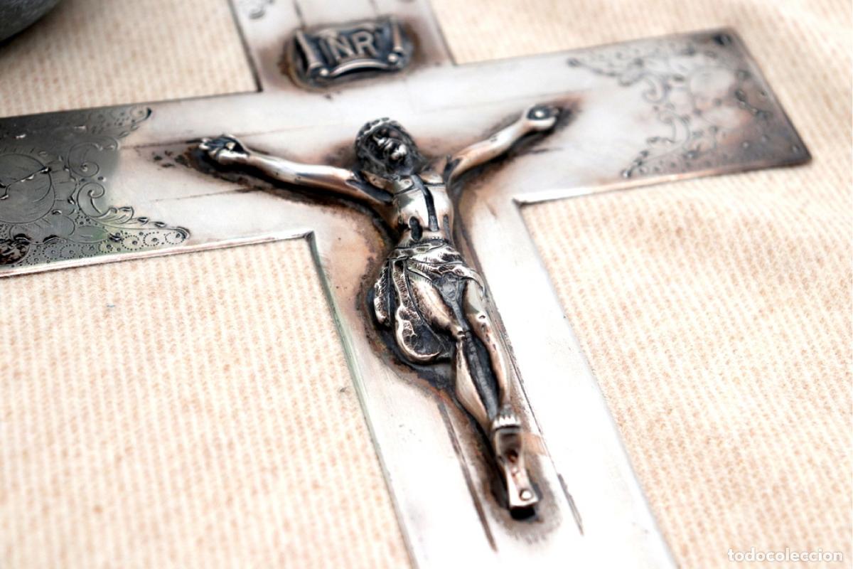 Antig&uuml;edades: crucifijo de plata - Foto 3