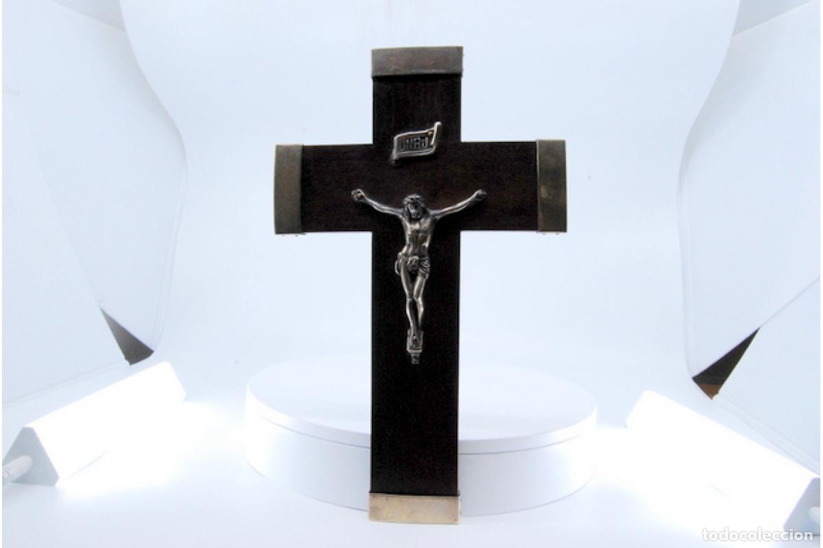 Antig&uuml;edades: Crucifijo de madera y plata - Foto 7