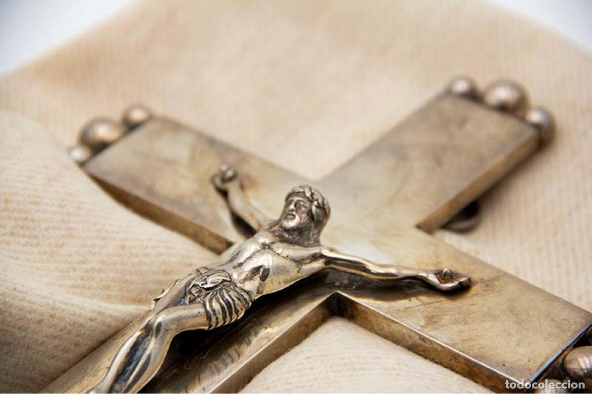 Antig&uuml;edades: crucifijo de plata - Foto 2