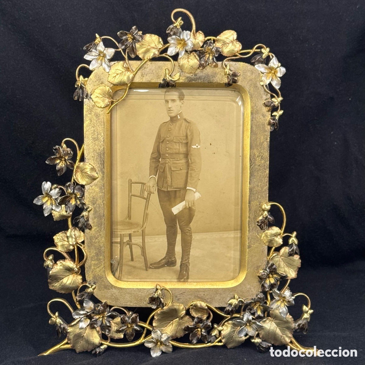 Antiquit&eacute;s: ANTIGUO MARCO SOBREMESA FOTOS BRONCE F. S. XIX DECORACION FLORES