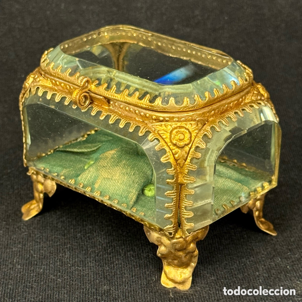 Antiquit&auml;ten: ANTIGUO JOYERO BRONCE LATON CRISTAL BISELADO SEDA FRANCIA F. S. XIX CAJA COFRE TOCADOR JOYA