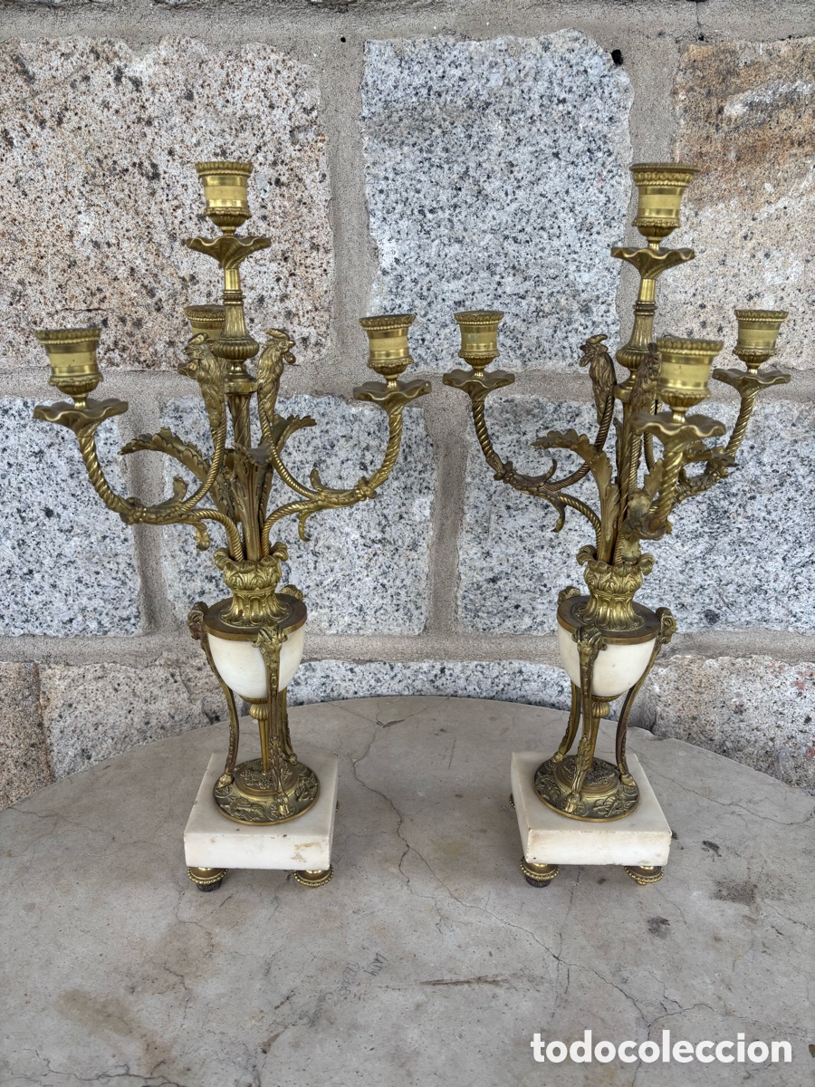 Antig&uuml;edades: Pareja de Candelabros franceses estilo Luis XVI siglo XIX