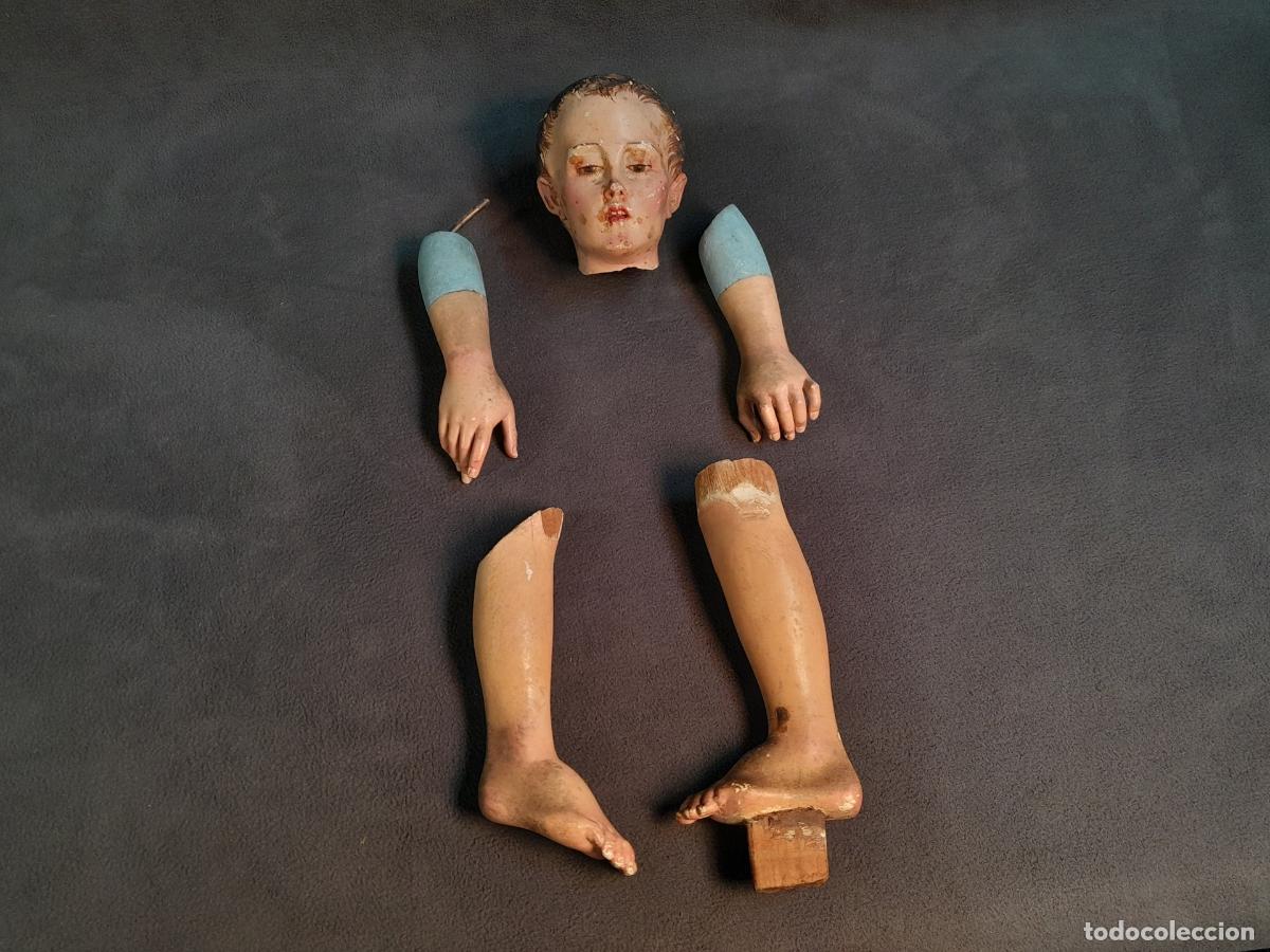 Antiquit&auml;ten: CONJUNTO DE PIEZAS DE NI&Ntilde;O JES&Uacute;S.CAPIPOTA.TALLADA EN MADERA POLICROMADA. FINALES S.XIX