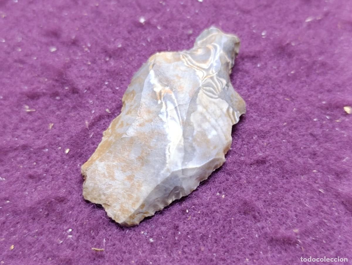 Antig&uuml;edades: Denticulado con mango de S&iacute;lex, Neol&iacute;tico, Marruecos
