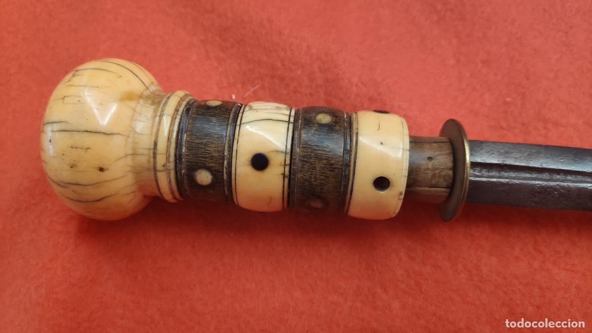 Antiquit&eacute;s: BASTON ANTIGUO - 85CM.