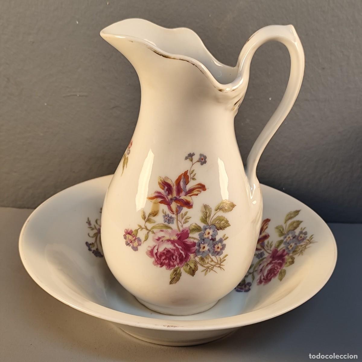 Antig&uuml;edades: Conjunto de jarra y palangana de porcelana mediados siglo XX