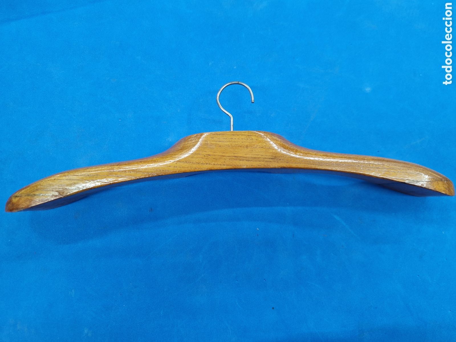 Antig&uuml;edades: Percha antigua de madera de mobila - Foto 3