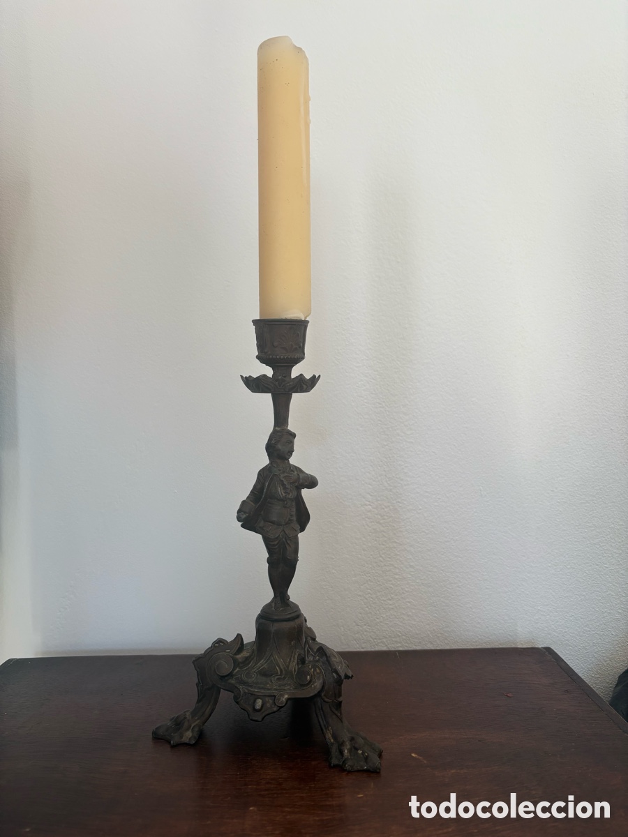 Antiquit&eacute;s: Antiguo candelabro macizo. Estilo rom&aacute;ntico