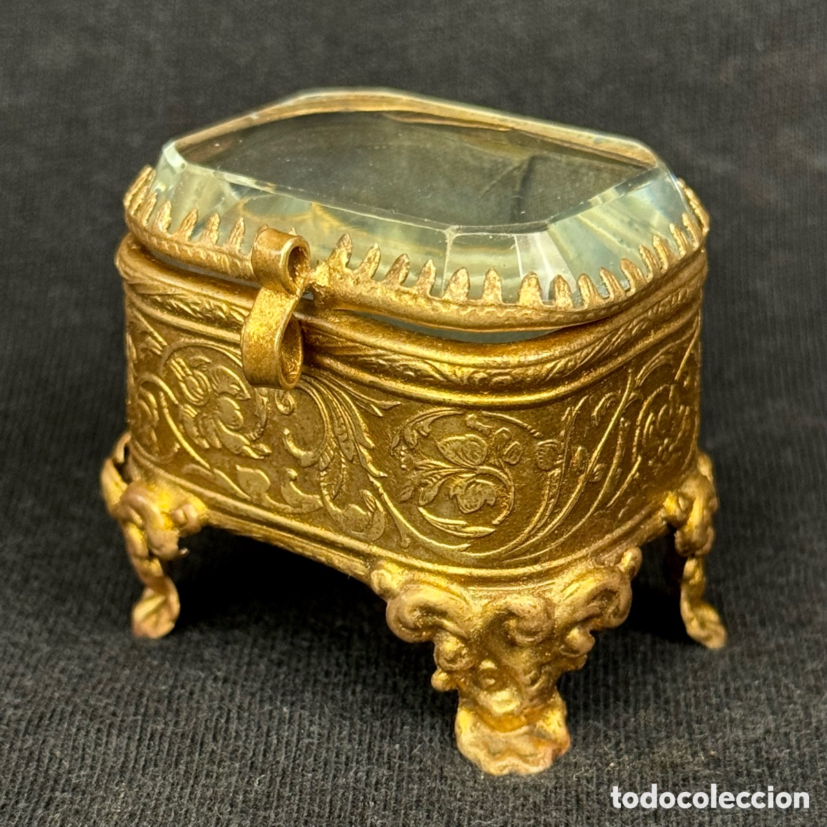 Antiques: ANTIGUO JOYERO BRONCE LATON CRISTAL BISELADO SEDA FRANCIA F. S. XIX CAJA COFRE TOCADOR JOYA