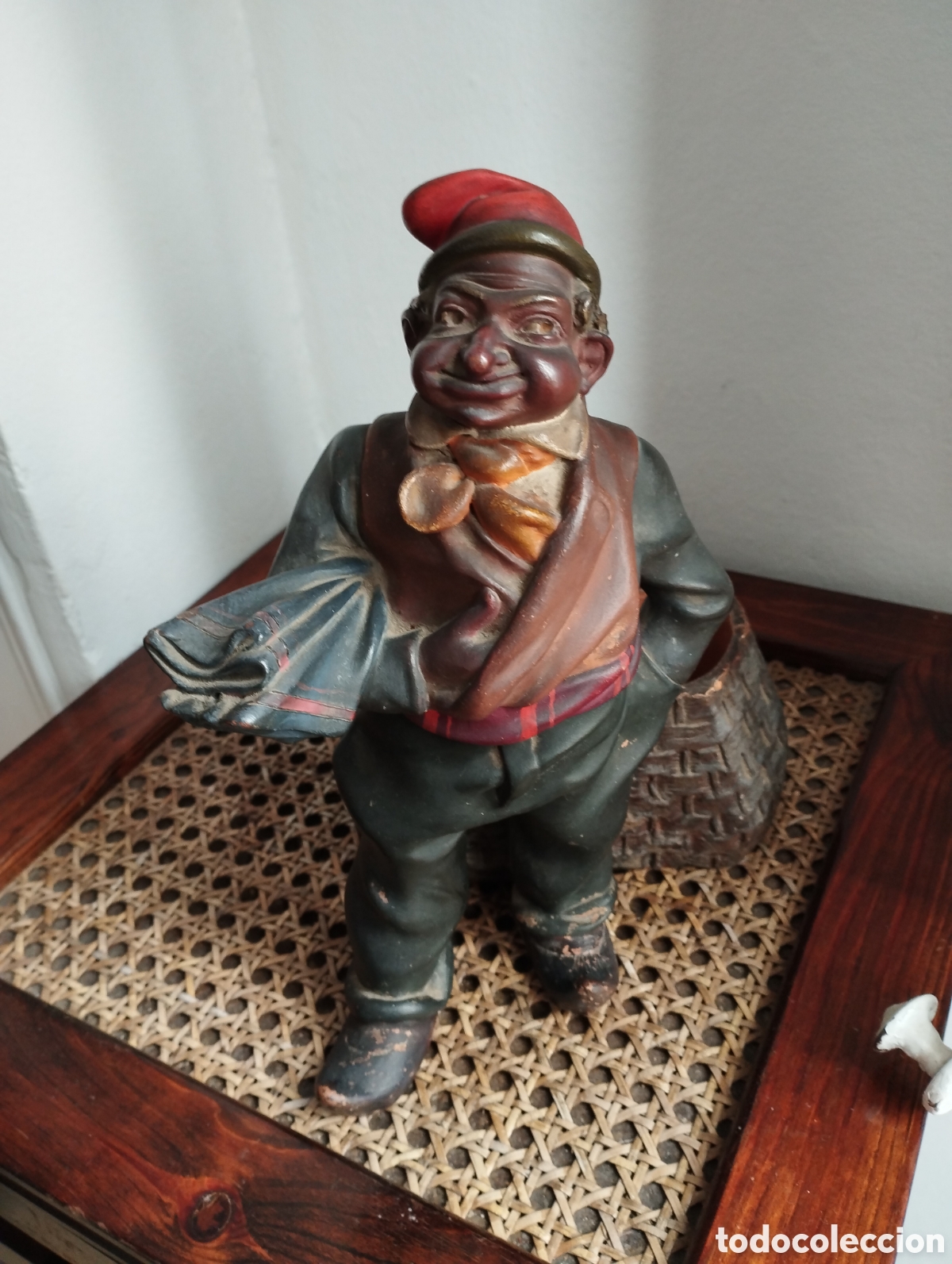 Antig&uuml;edades: Bux&oacute; Olot terracota policromada