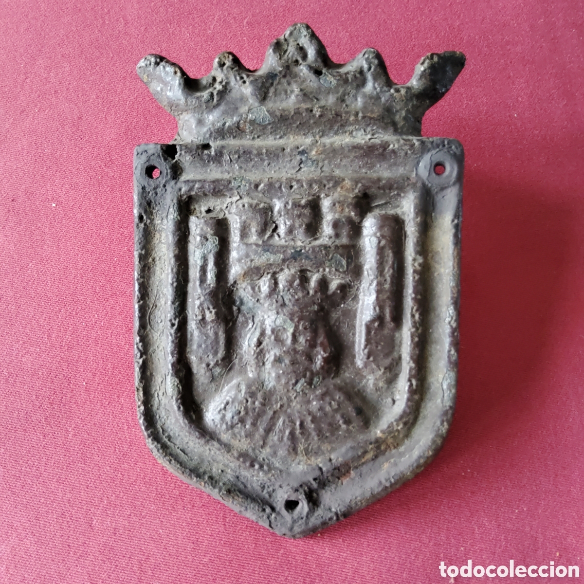 Antig&uuml;edades: ANTIGUO ESCUDO DE BURGOS, DE HIERRO FUNDIDO