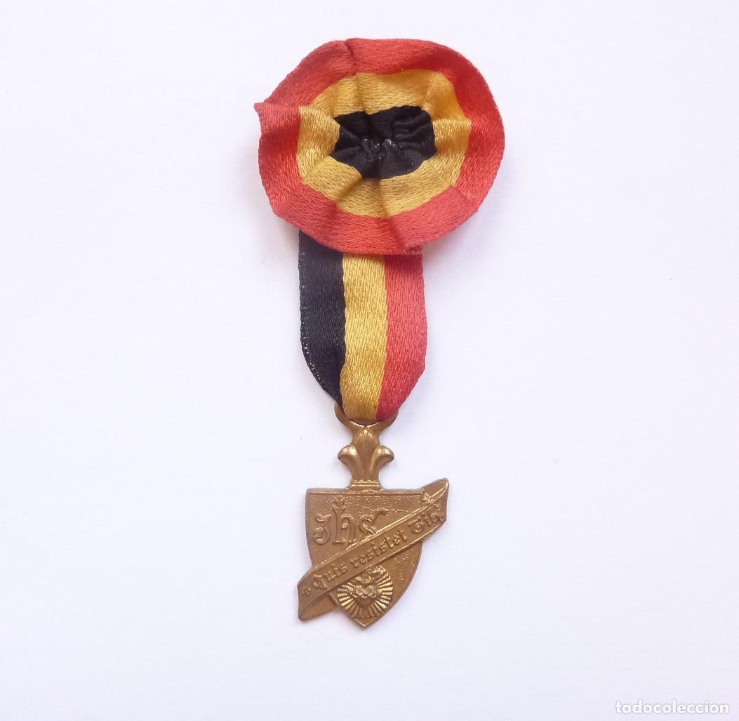 Oggetti Antichi: B&eacute;lgica: Medalla de la hermandad de San Francisco Javier. Insignia jesuita belga