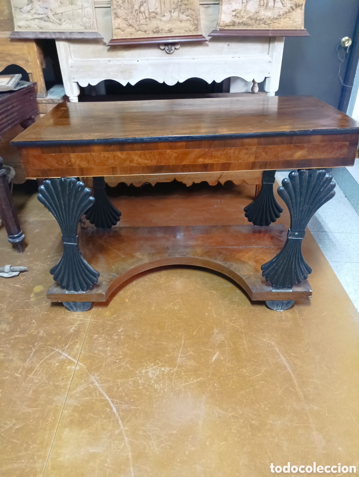 Antig&uuml;edades: CONSOLA ANTIGUA MADERA Y RAIZ