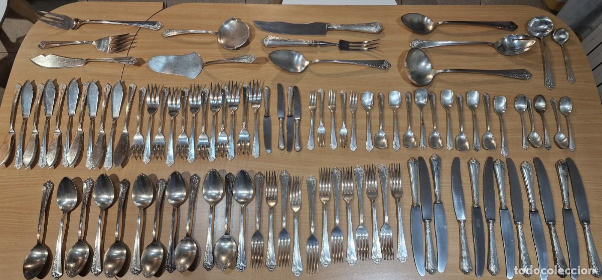 Antig&uuml;edades: Lote cubiertos Dalia 96. Alpaca ba&ntilde;ada en plata. 97 piezas