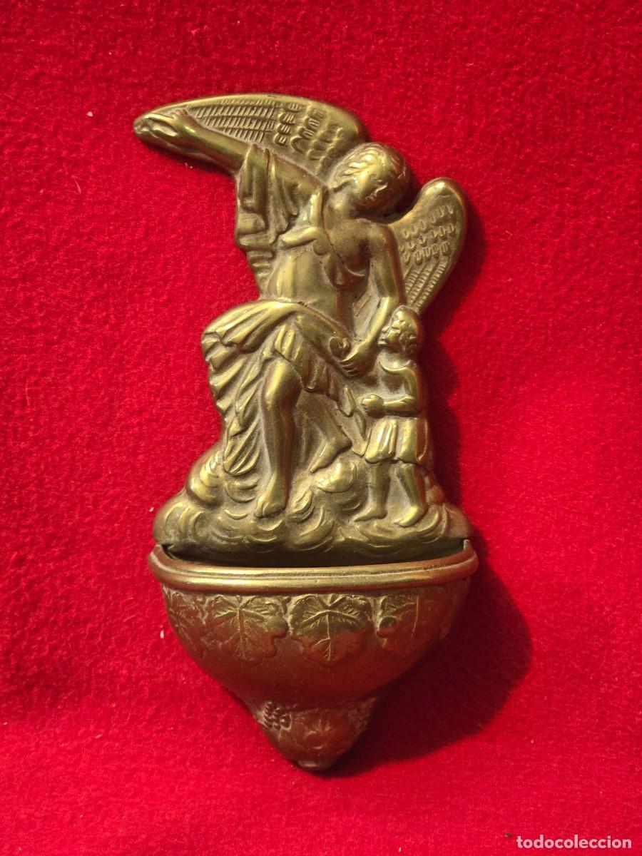 Antig&uuml;edades: BENDITERA DE LATON O BRONCE