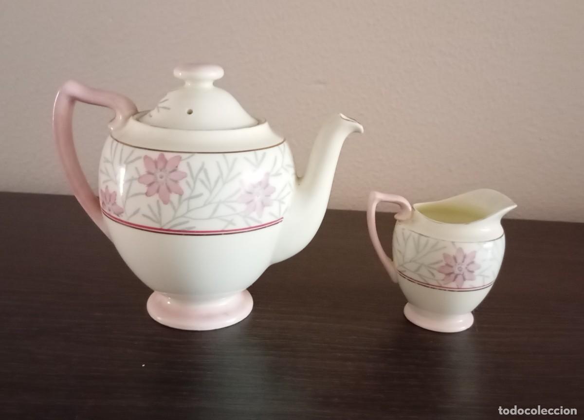 Antiguidades: HERMOSAS Y RARAS TETERA Y JARRA DE LECHE PARA CREMA DE ROYAL DOULTON,BONE CHINA