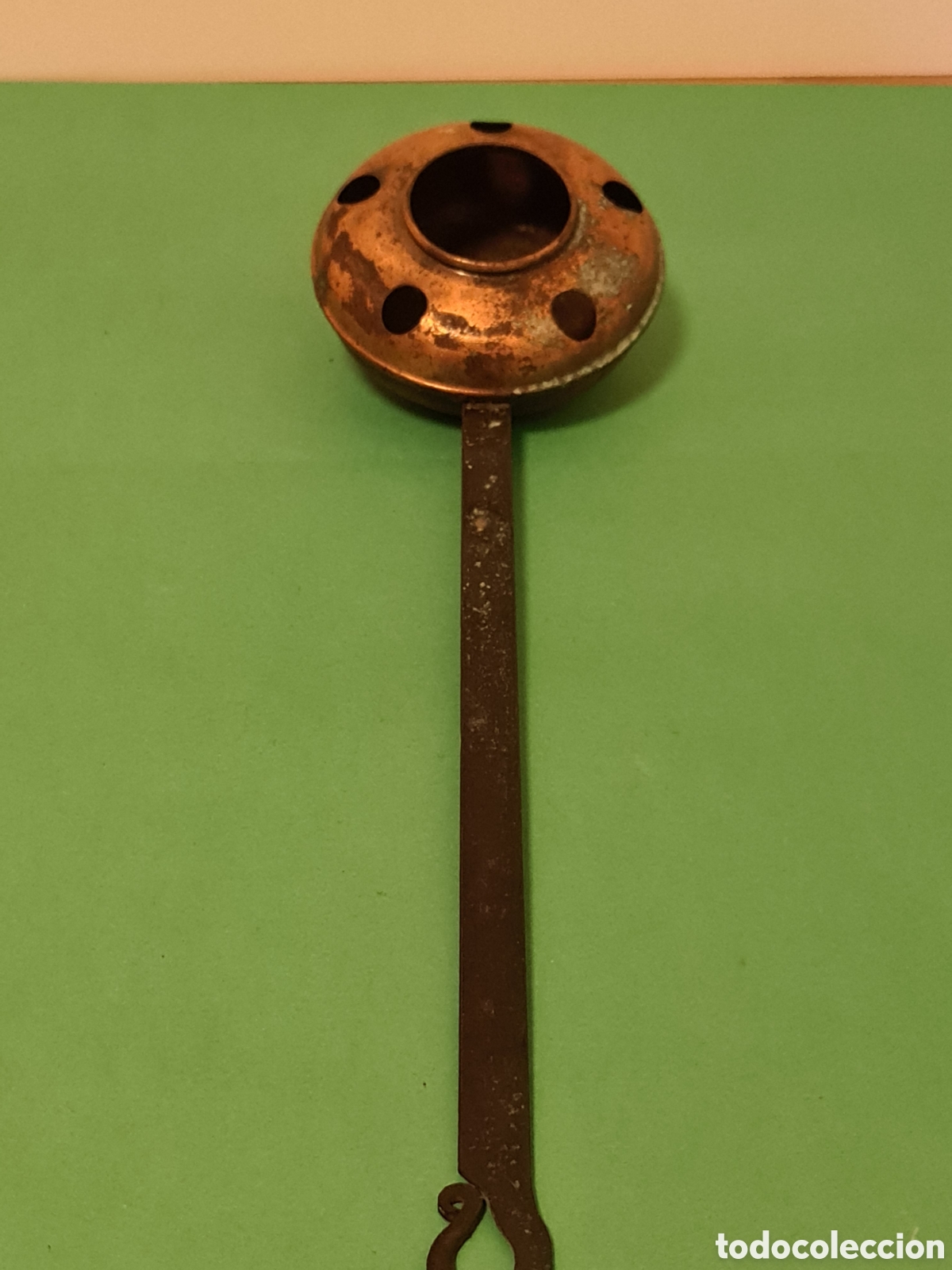 Antiques: Antiguo brasero de metal
